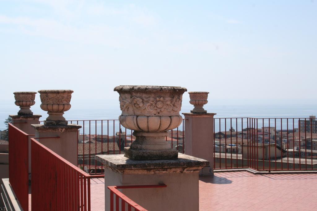 Terrazze Bella Epoque Bed & Breakfast Acireale Luaran gambar