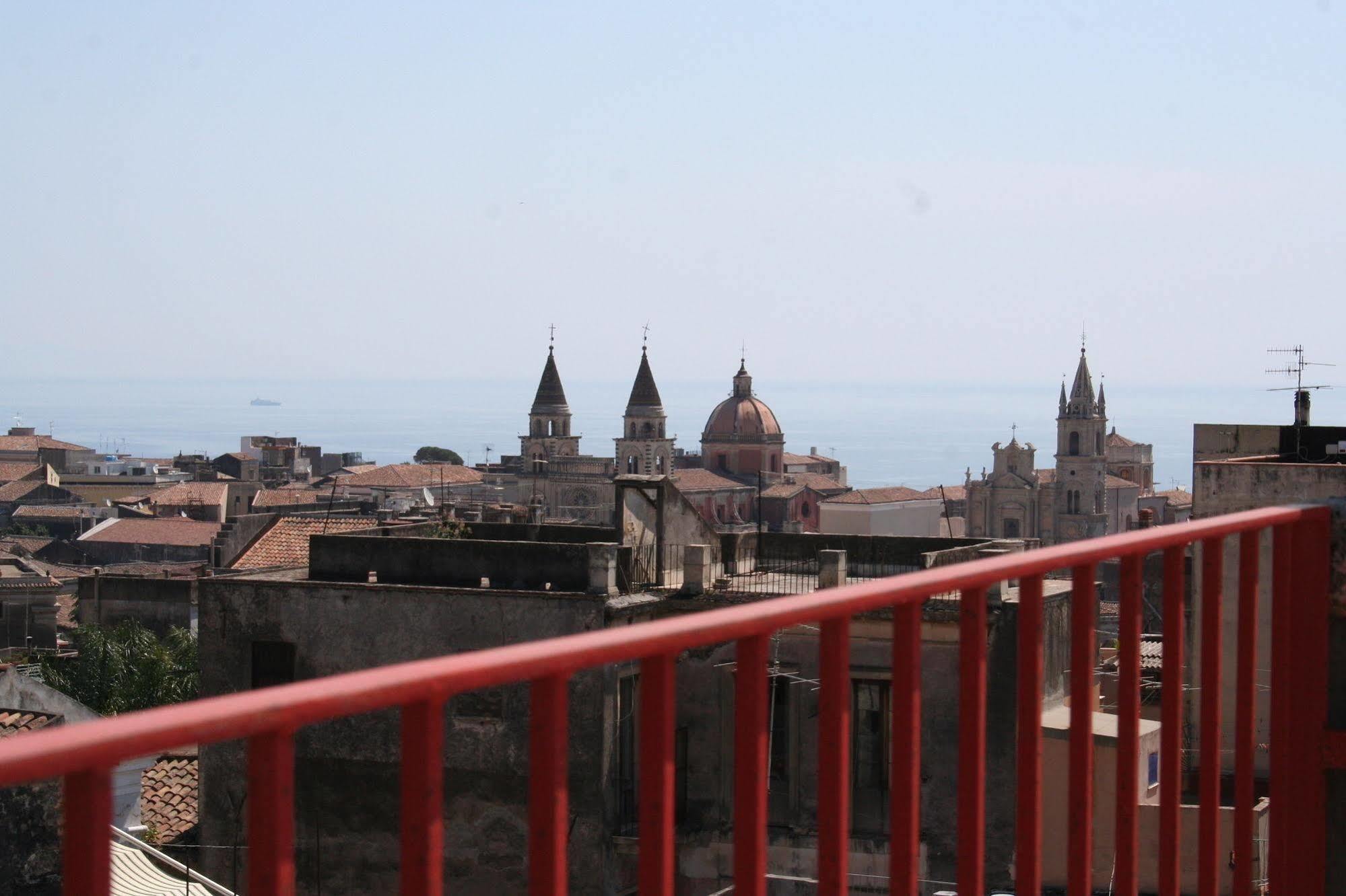 Terrazze Bella Epoque Bed & Breakfast Acireale Luaran gambar