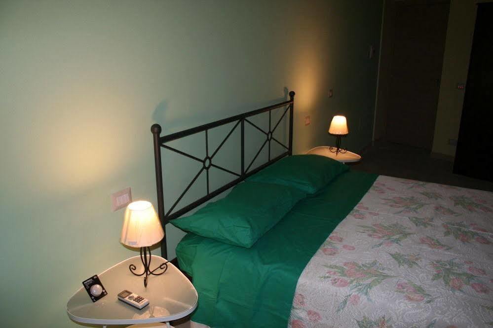 Terrazze Bella Epoque Bed & Breakfast Acireale Luaran gambar